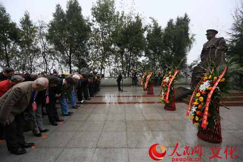 μʽ쵼αͭϹžΰ㣩